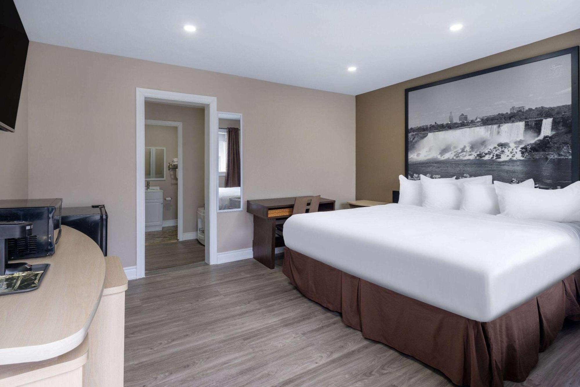 Super 8 By Wyndham Niagara Falls On Dış mekan fotoğraf